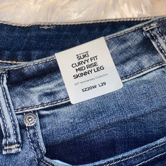Silver jeans suki curvy fit mid rise skinny leg size 20 NWT - Picture 3 of 5